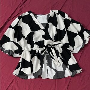 Sweet Rain Black and White Patterned Blouse